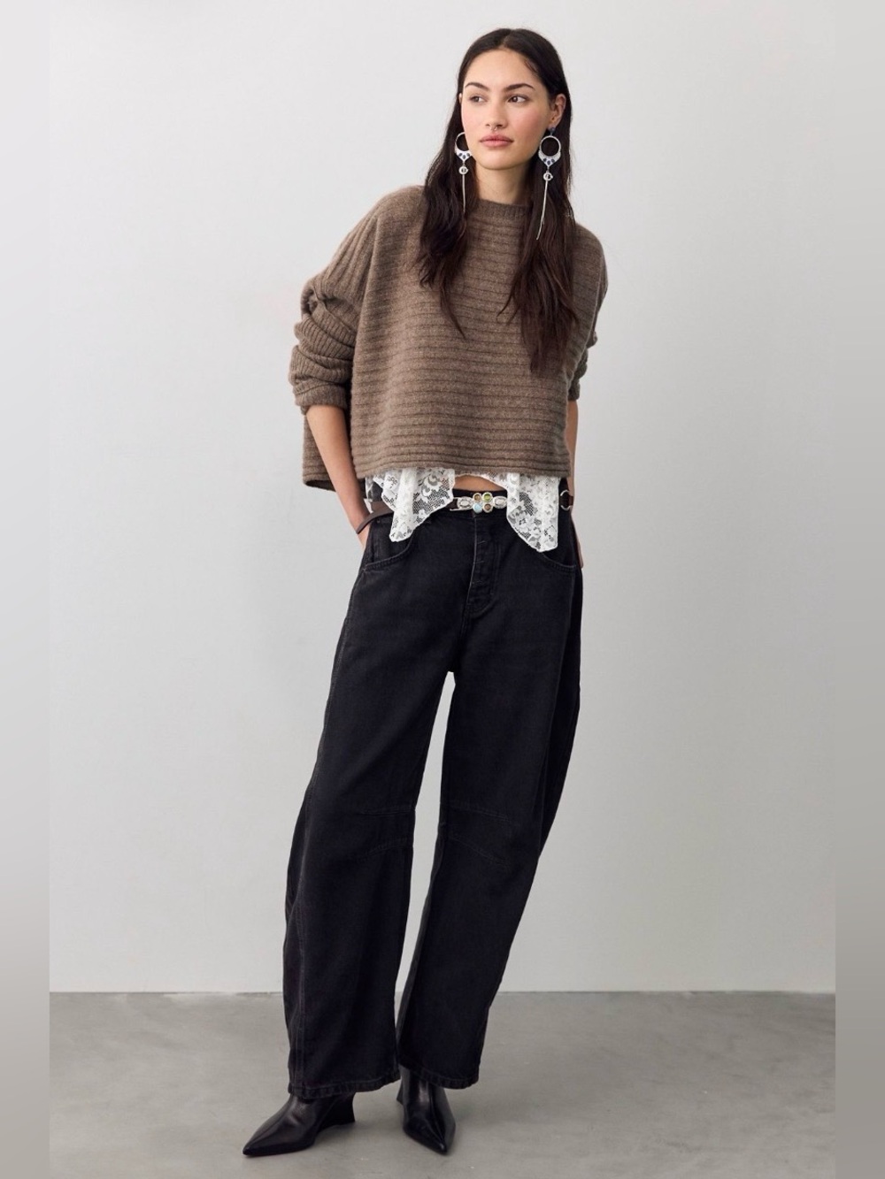 Free People We The Free Good Luck Mid-Rise
Barrel Jeans in Soundwave Size 26